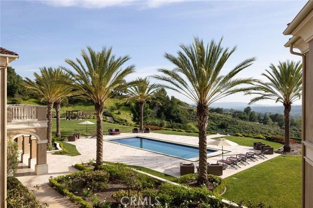 31902 Apuesto Way, Laguna Hills, CA 92679