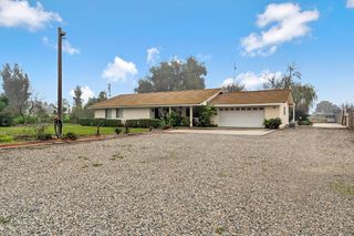 25540 Lynn Place # B, Madera, CA 93638