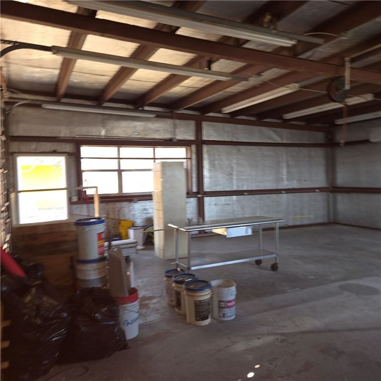 7832 Hull Dr, Corpus Christi, TX 78414 — photo 4