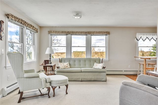 110 Houston Avenue, Narragansett, RI 02882