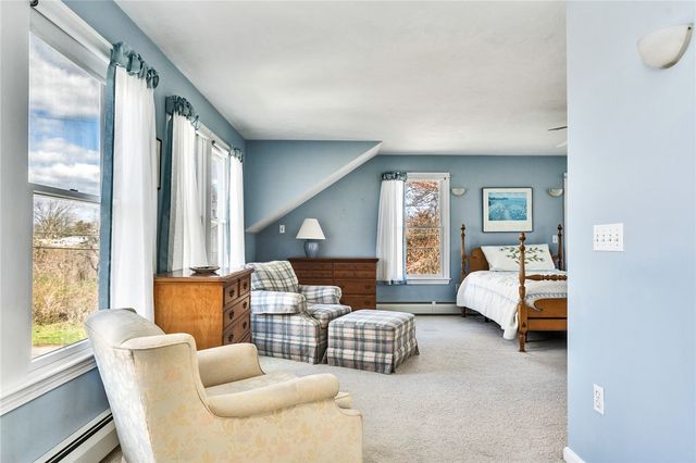 110 Houston Avenue, Narragansett, RI 02882