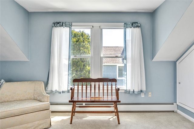 110 Houston Avenue, Narragansett, RI 02882