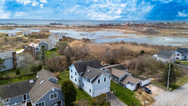 110 Houston Avenue, Narragansett, RI 02882