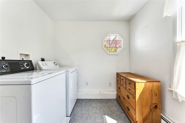110 Houston Avenue, Narragansett, RI 02882