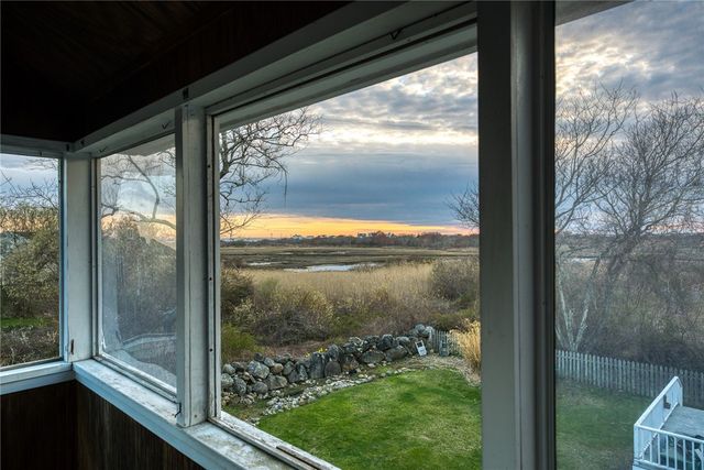 110 Houston Avenue, Narragansett, RI 02882