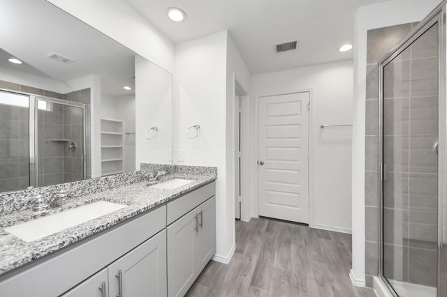 1310 Bison View Lane, Sealy, TX 77474