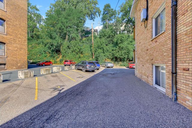 391 Grand Avenue 203, Saint Paul, MN 55102