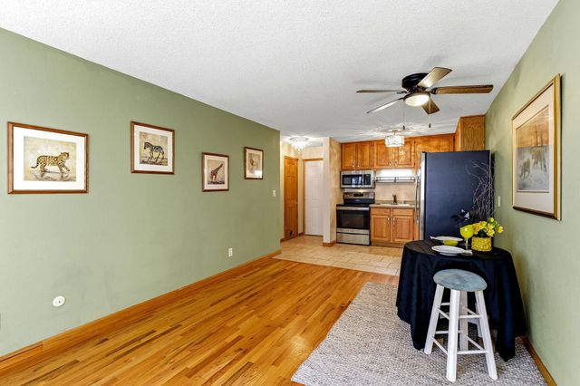 391 Grand Avenue 203, Saint Paul, MN 55102