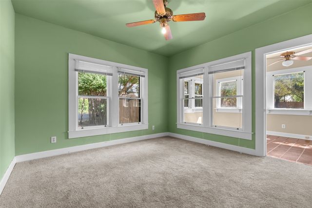 206 E Josephine Street, Weatherford, TX 76086
