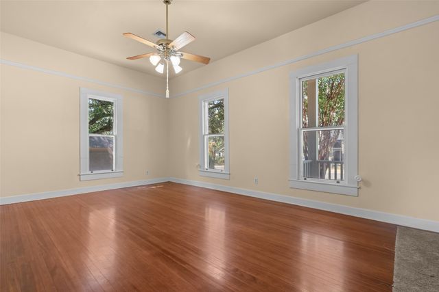 206 E Josephine Street, Weatherford, TX 76086