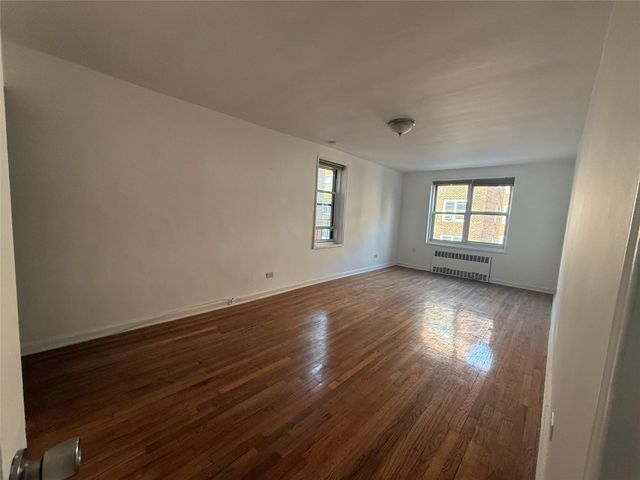 34-15 74th Street 4H, Jackson Heights, NY 11372