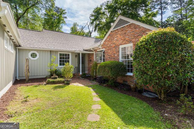 2520 Rockbridge Road, Macon, GA 31204