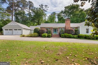 2520 Rockbridge Road, Macon, GA 31204