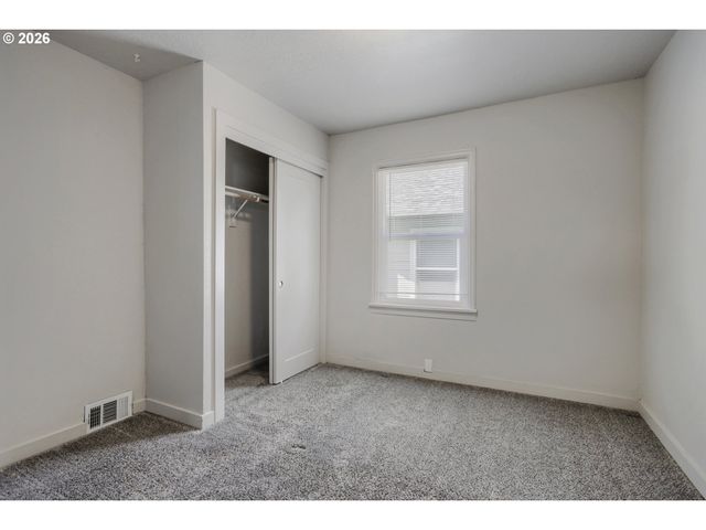 6204 Ne 8TH Ave, Portland, OR 97211