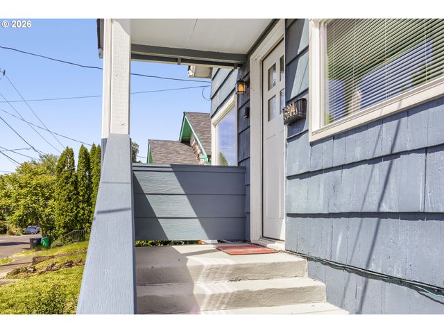6204 Ne 8TH Ave, Portland, OR 97211