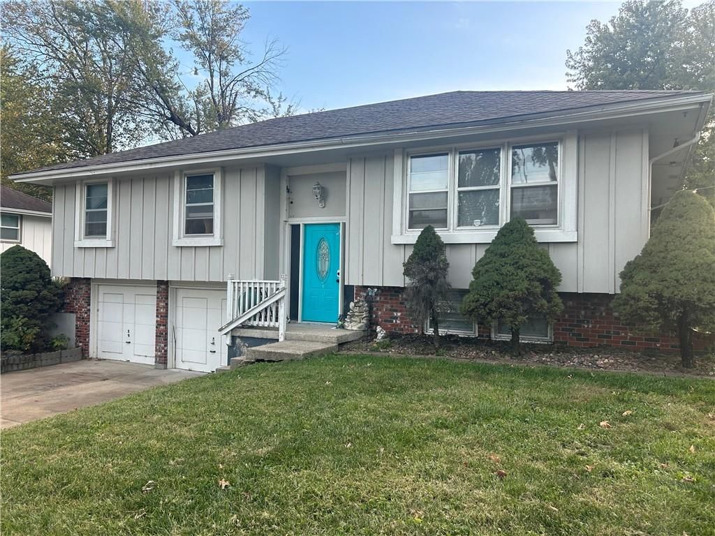 2920 S Seminole Drive, Independence, MO 64057