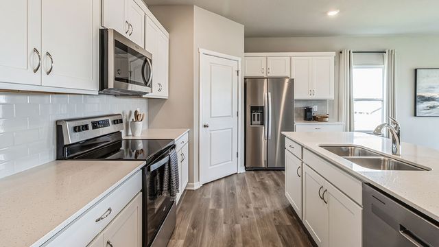 10266 NW 68th Avenue, Johnston, IA 50131