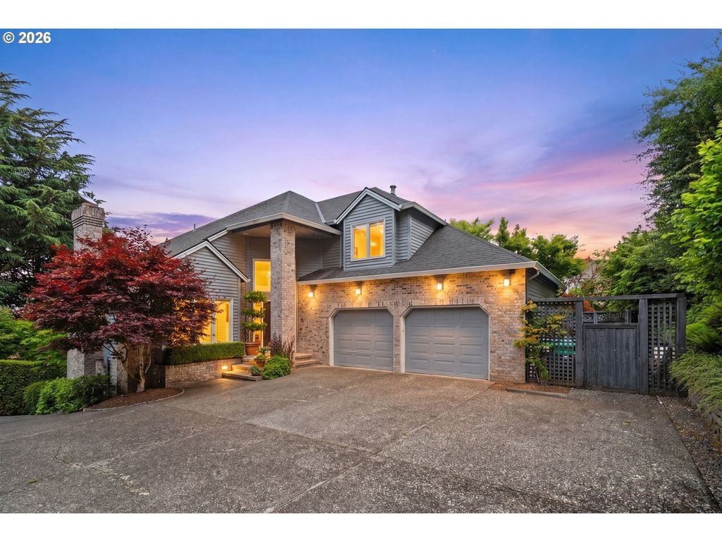 2902 Nw SHENANDOAH Ter, Portland, OR 97210