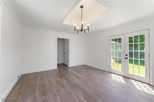 5843 Fairlawn Avenue, Hubbard, OH 44425