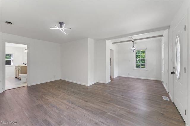 5843 Fairlawn Avenue, Hubbard, OH 44425