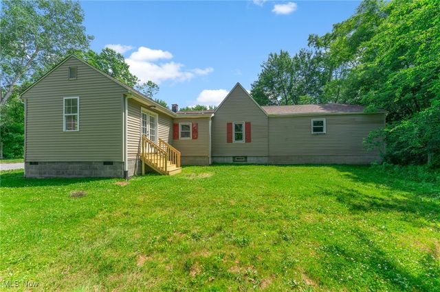 5843 Fairlawn Avenue, Hubbard, OH 44425