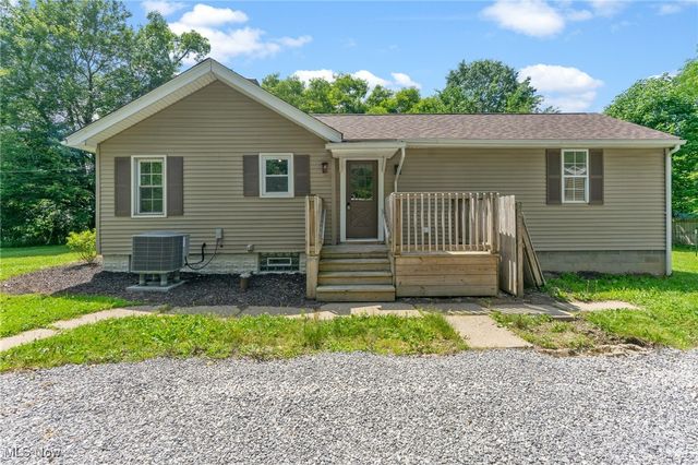 5843 Fairlawn Avenue, Hubbard, OH 44425