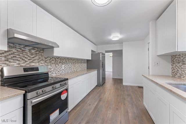 5843 Fairlawn Avenue, Hubbard, OH 44425