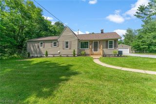 5843 Fairlawn Avenue, Hubbard, OH 44425