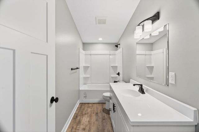 810 13th Street SE, Rochester, MN 55904