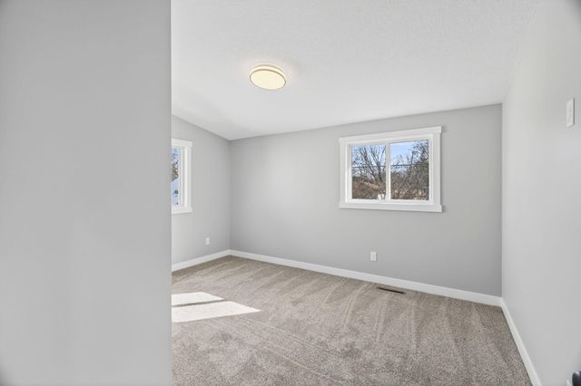 810 13th Street SE, Rochester, MN 55904