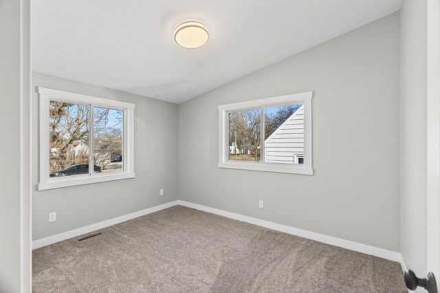 810 13th Street SE, Rochester, MN 55904