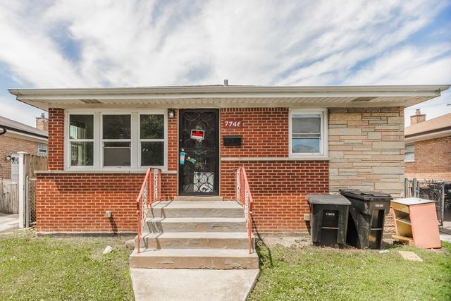 7746 S Kolmar Avenue, Chicago, IL 60652