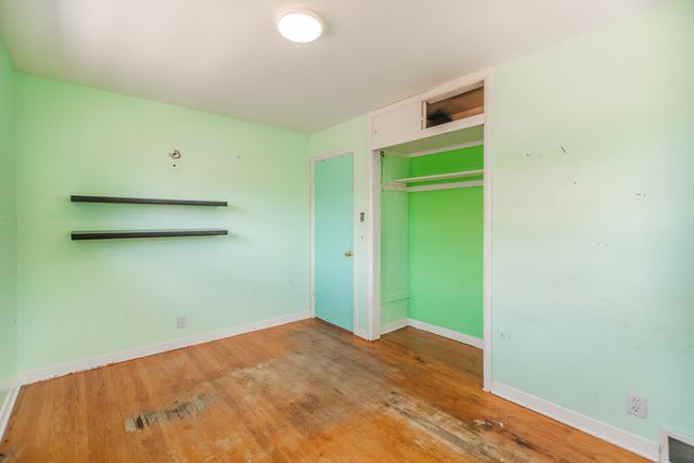 7746 S Kolmar Avenue, Chicago, IL 60652