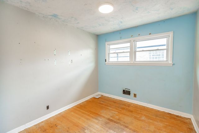 7746 S Kolmar Avenue, Chicago, IL 60652