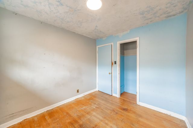 7746 S Kolmar Avenue, Chicago, IL 60652