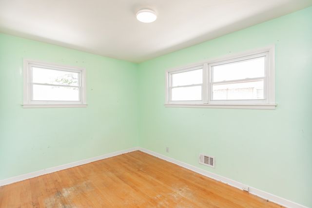 7746 S Kolmar Avenue, Chicago, IL 60652