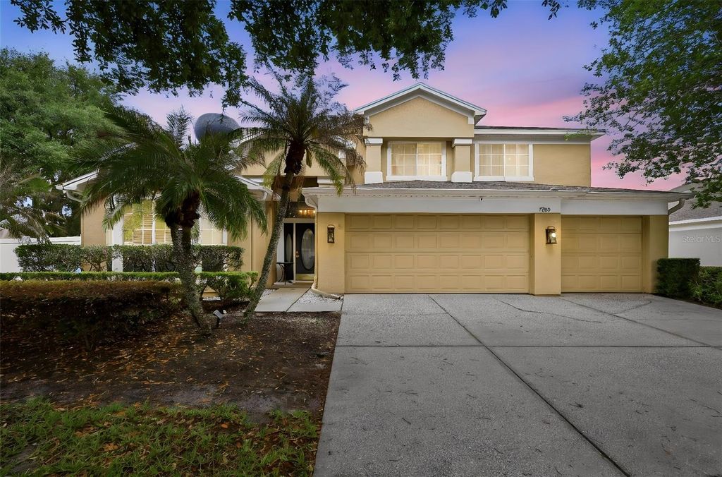 Image 2 of property listing at 7800 SAINT GILES PLACE, Orlando, FL 32835