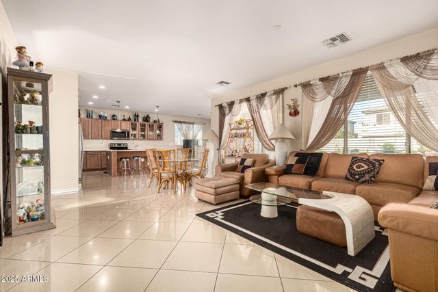7310 N 85TH Avenue, Glendale, AZ 85305