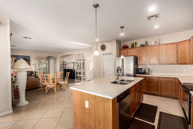 7310 N 85TH Avenue, Glendale, AZ 85305