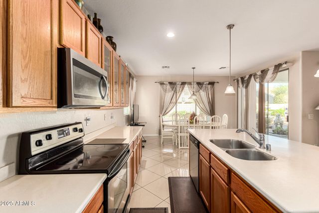 7310 N 85TH Avenue, Glendale, AZ 85305