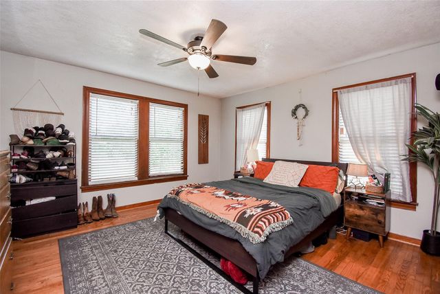 302 Damon Street, Richmond, TX 77406