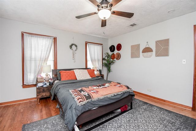 302 Damon Street, Richmond, TX 77406