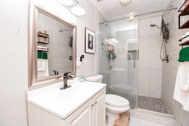 302 Damon Street, Richmond, TX 77406