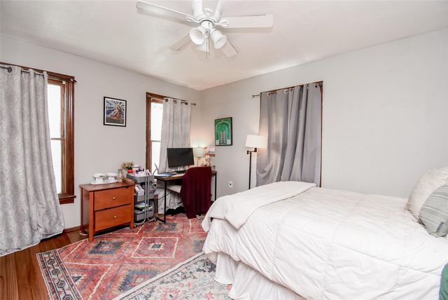 302 Damon Street, Richmond, TX 77406