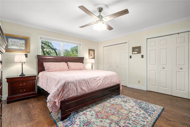 23 S Lake Dr, Rockport, TX 78382