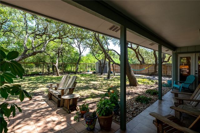 23 S Lake Dr, Rockport, TX 78382