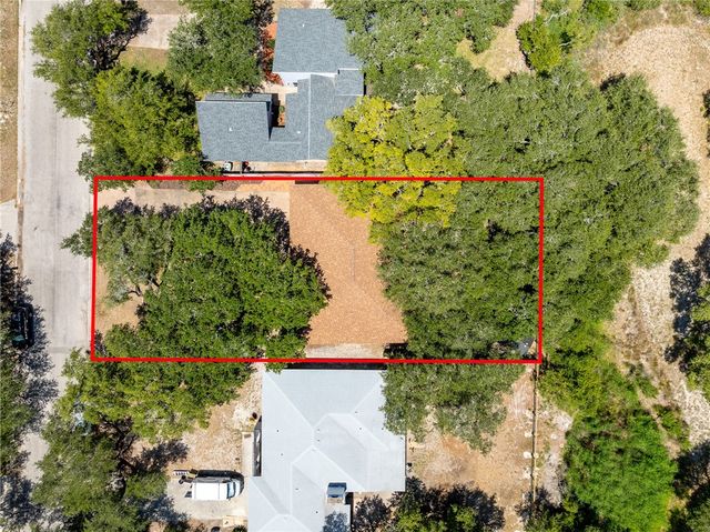 23 S Lake Dr, Rockport, TX 78382