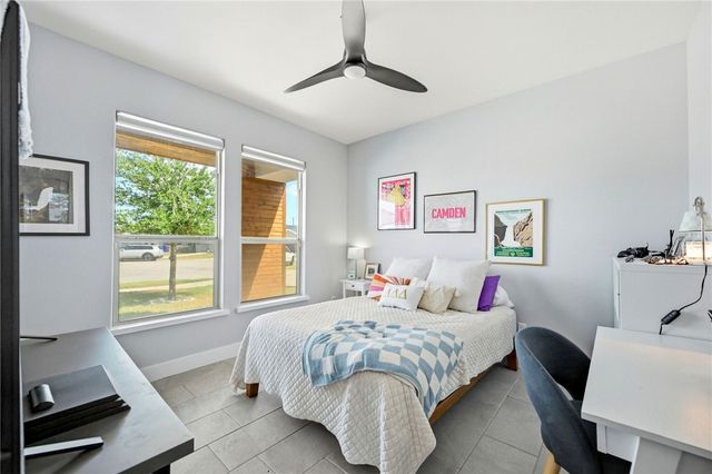 4825 Del Paseo St, Corpus Christi, TX 78411