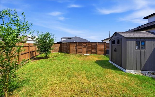 4825 Del Paseo St, Corpus Christi, TX 78411