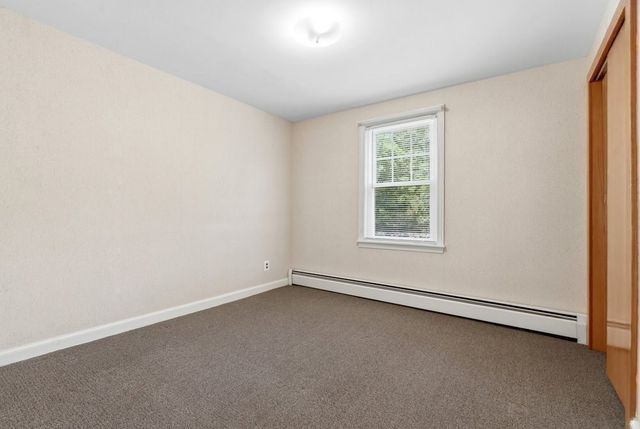 4 Abbott Rd, Waltham, MA 02452